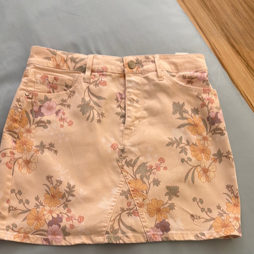 SANCTUARY Floral Beige Mini Skirt SIZE 29 NWOT PASTEL PINKS AND PEACH